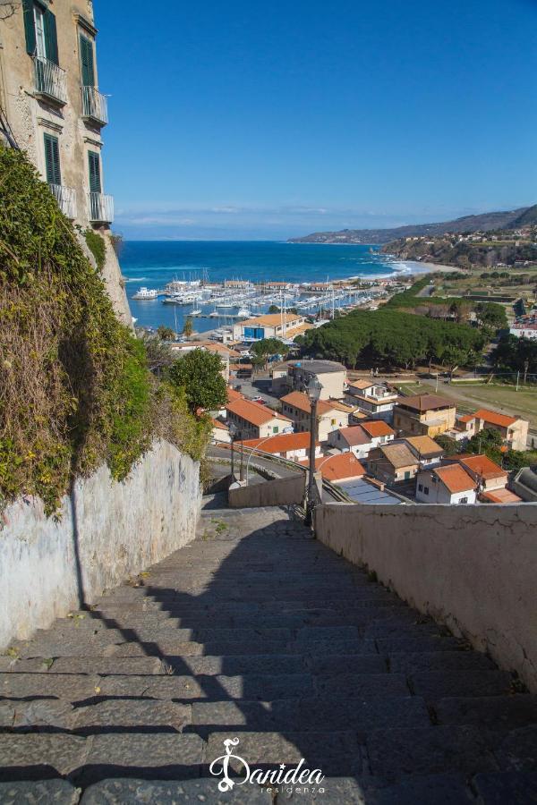 Residenza Danidea Acomodação com café da manhã Tropea Exterior foto