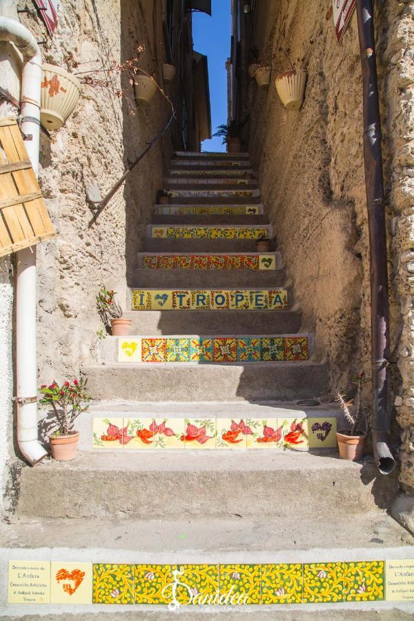 Residenza Danidea Acomodação com café da manhã Tropea Exterior foto