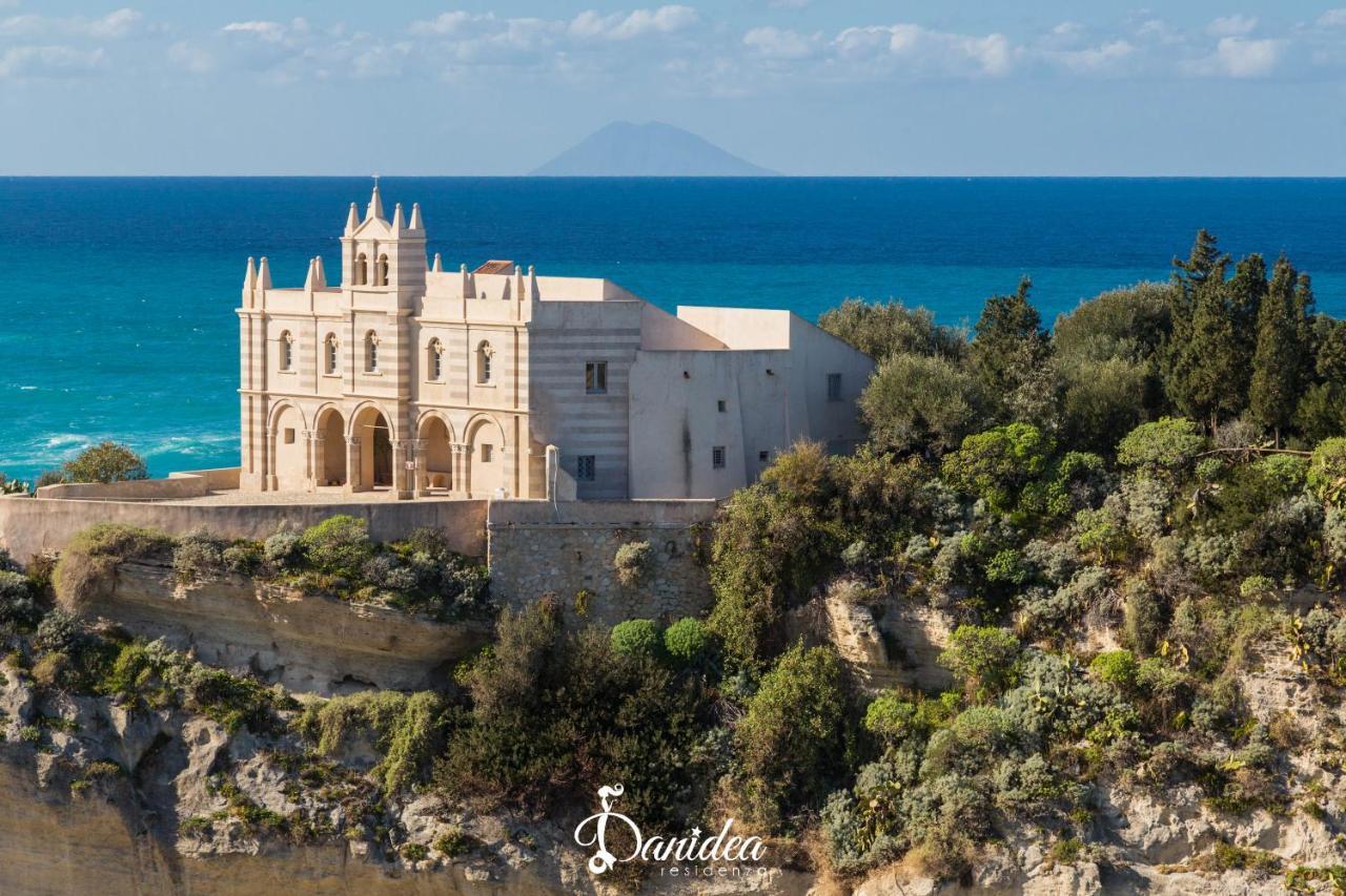 Residenza Danidea Acomodação com café da manhã Tropea Exterior foto
